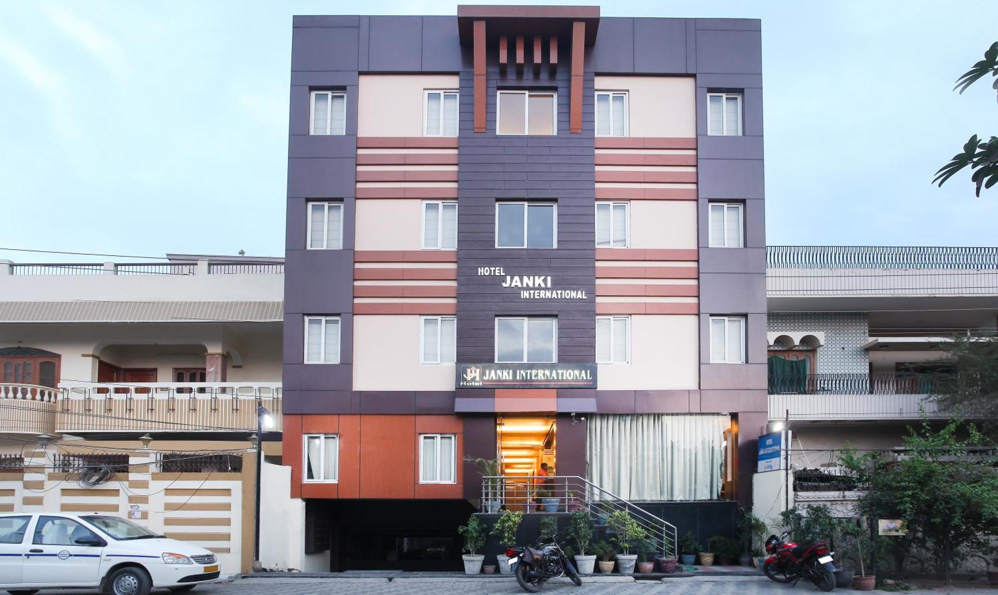 Hotel Janki International 3 Km From Kashi Vishwanath Temple Free Pickup From Railway Station Váránasí Exteriér fotografie