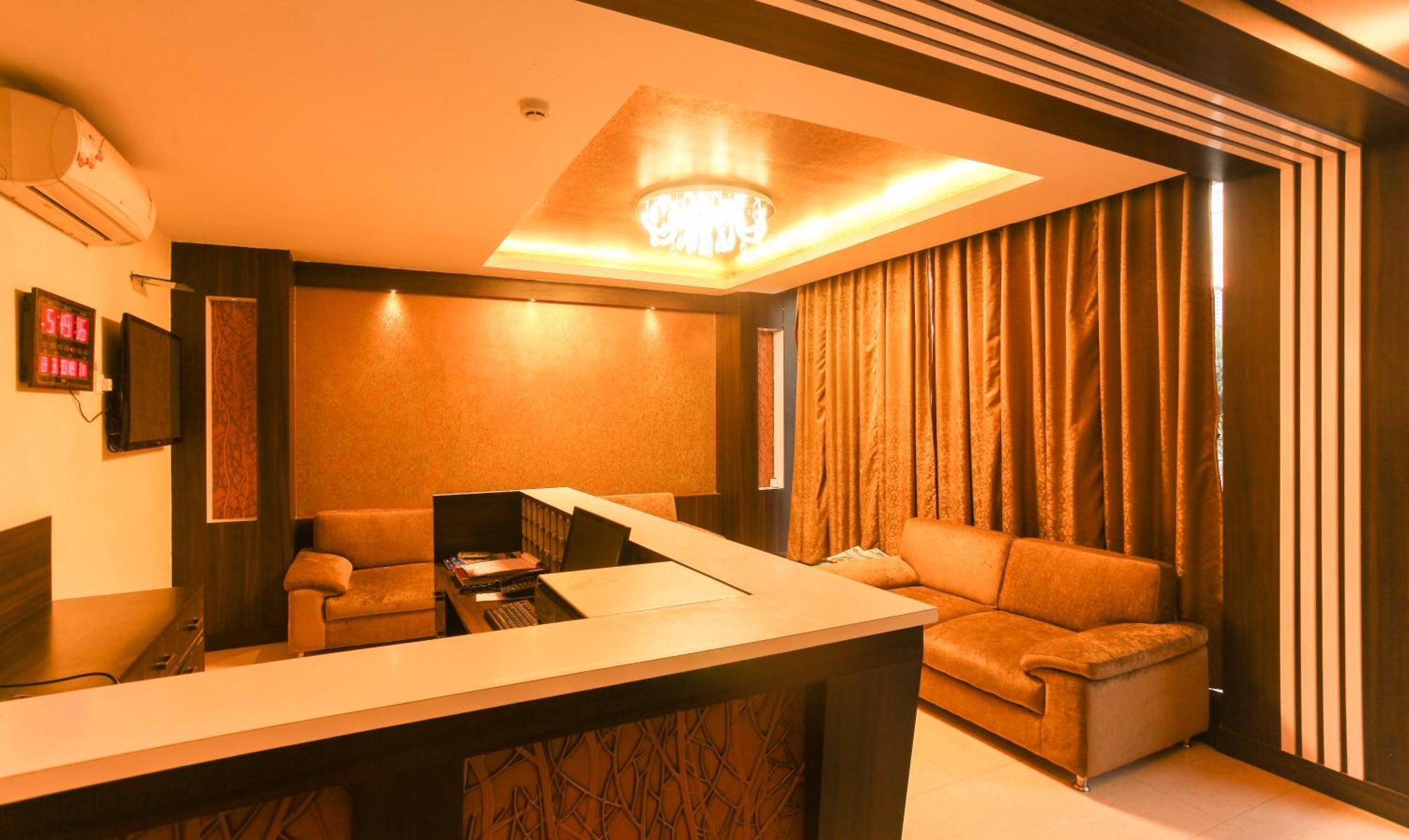 Hotel Janki International 3 Km From Kashi Vishwanath Temple Free Pickup From Railway Station Váránasí Exteriér fotografie