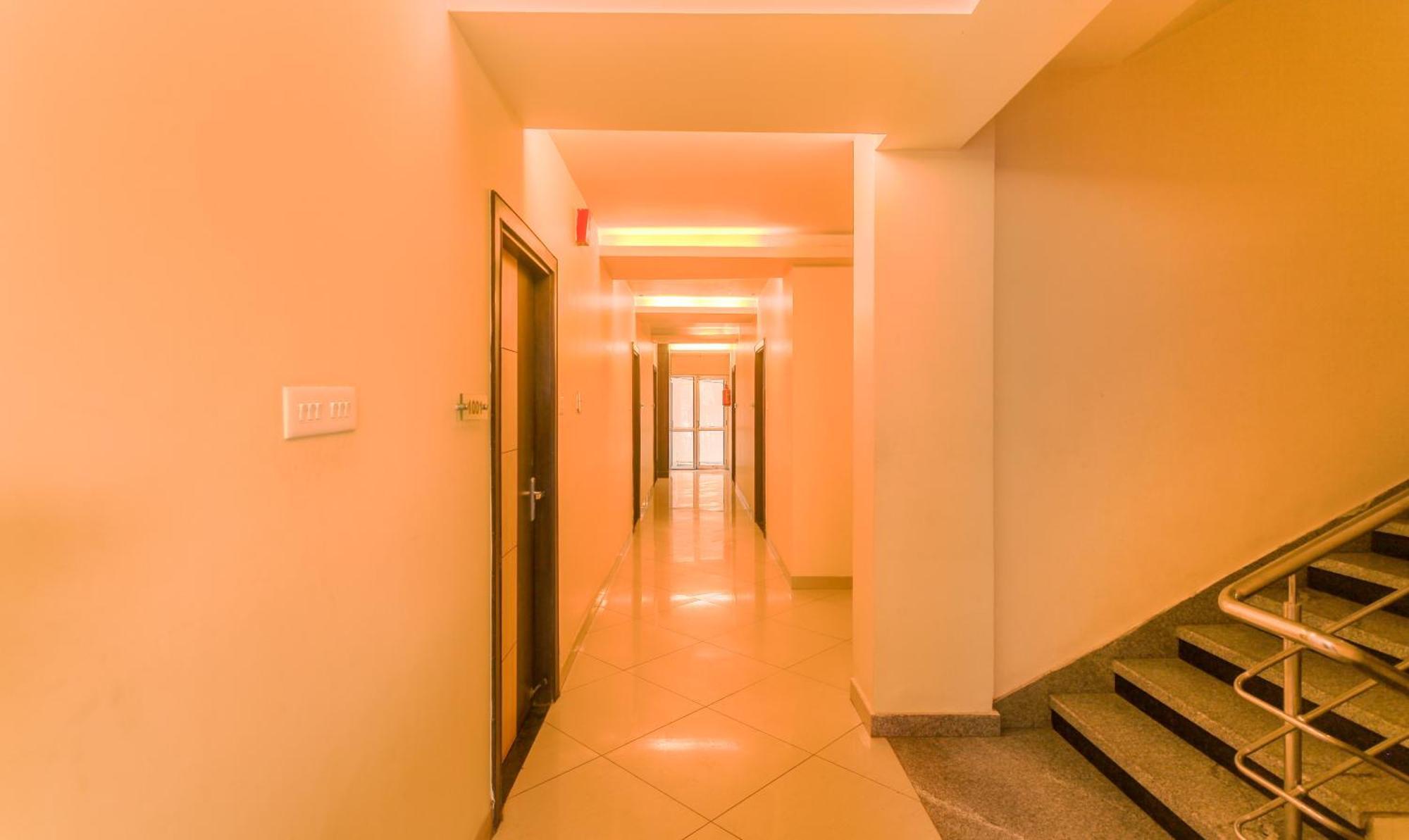 Hotel Janki International 3 Km From Kashi Vishwanath Temple Free Pickup From Railway Station Váránasí Exteriér fotografie